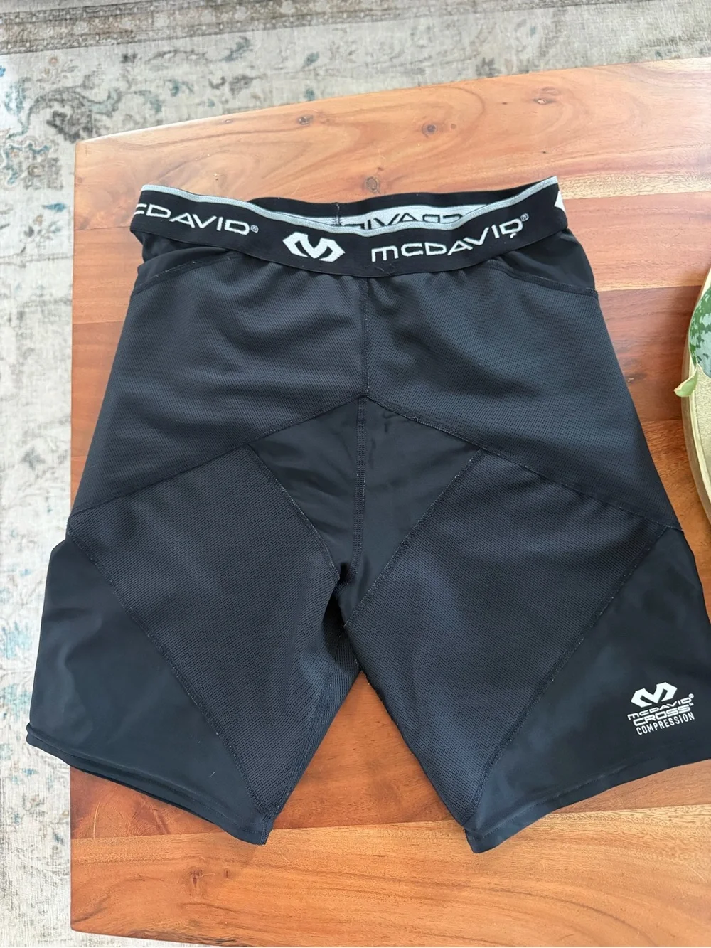 McDavid 8201 Super Cross Compression Short with Hip Spica, Large